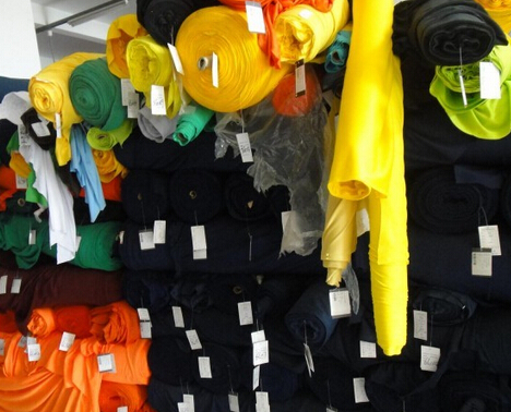 廣州公交車(chē)工作服在哪里有得買(mǎi)
