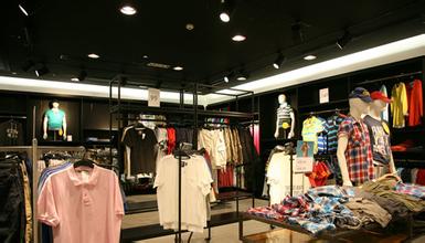 網(wǎng)紅經(jīng)濟興起、個性化需求展現(xiàn)傳統(tǒng)服裝展現(xiàn)新課題
